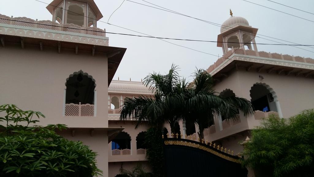 Hotel Kiran Villa Palace, Bharatpur Exteriör bild
